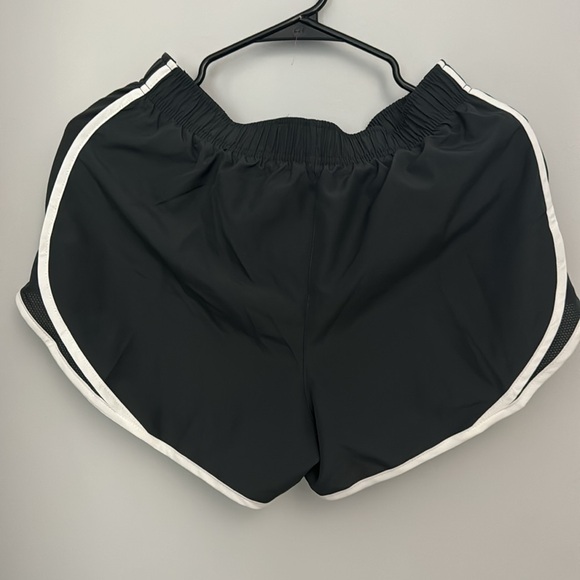 Nike Dri-Fit Shorts - Picture 2 of 6